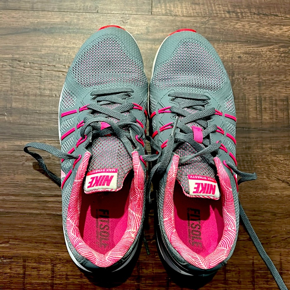 Nike Max Dynasty